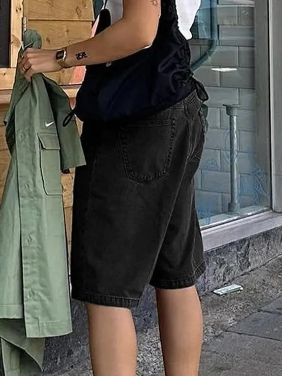 Bermuda en jean femme noir au look casual SecretBombe