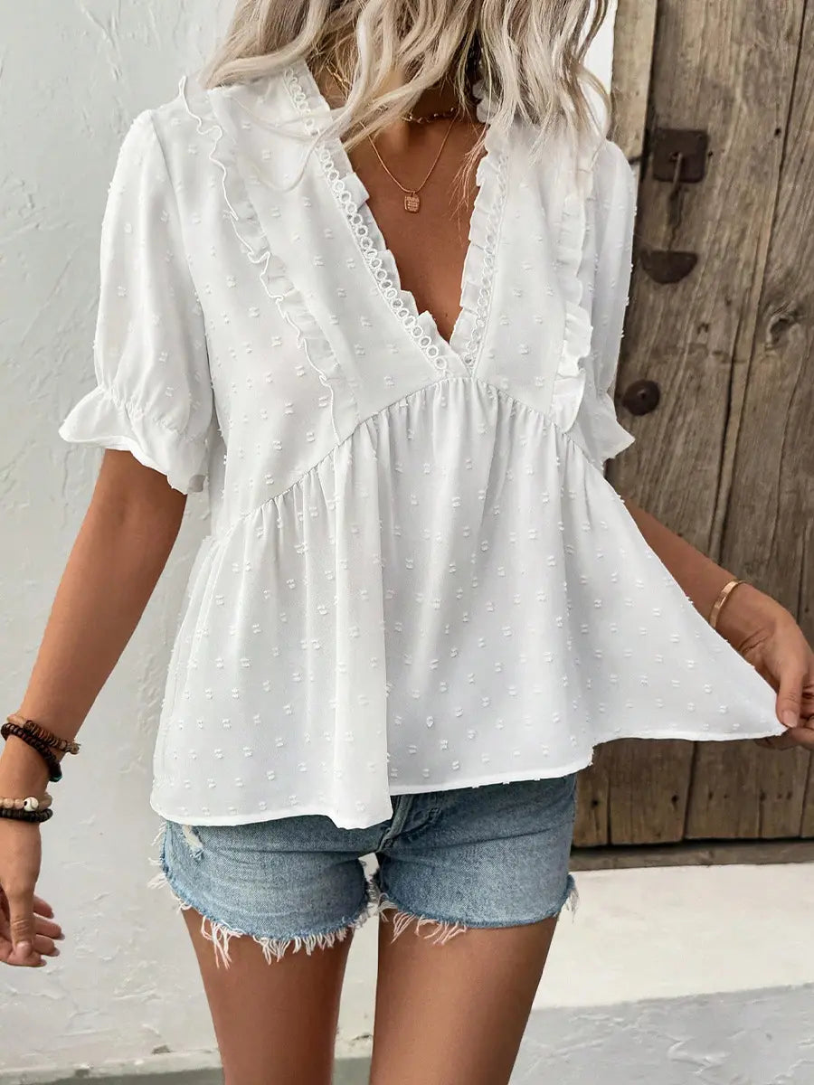 Blouse blanche femme fluide et élégante, manches volantées, décolleté V avec dentelle, style chic et confortable S à XL