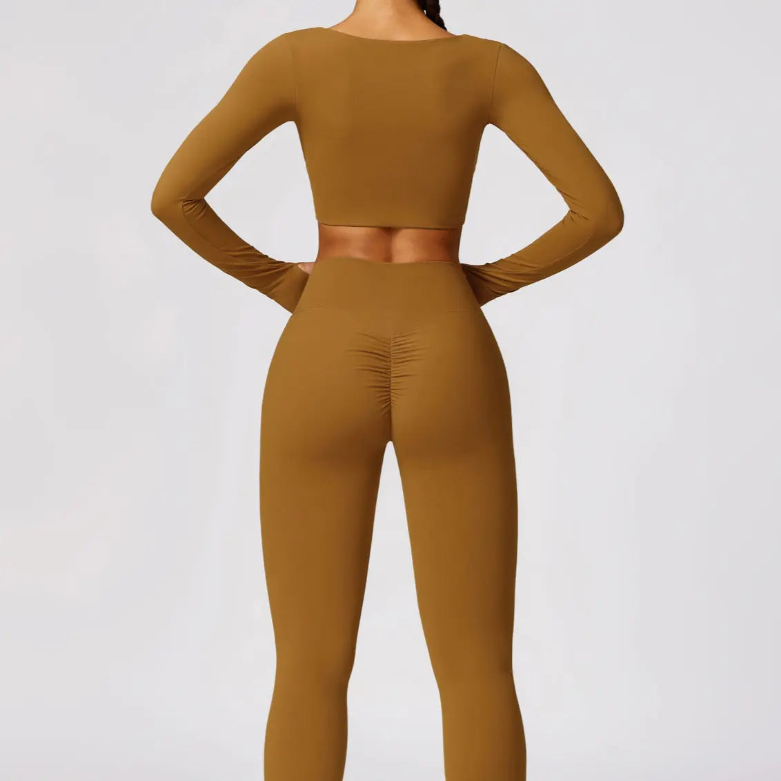 Détail du tissu 100% nylon extensible et respirant du top de sport