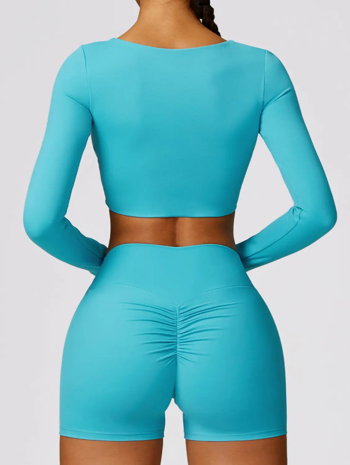 Détail du tissu 100% nylon extensible et respirant du top de sport