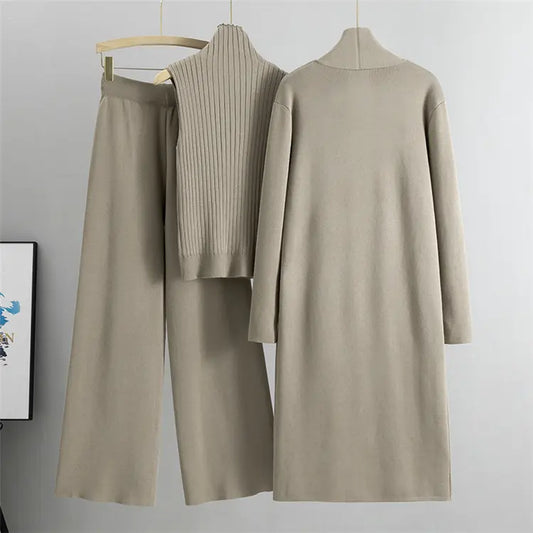 Ensemble femme chic deux pièces taille unique en couleur unie taupe design minimaliste et élégant