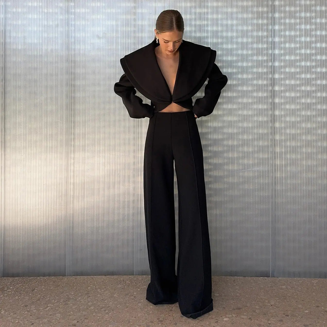 Tenue élégante noire femme deux pièces style couture SecretBombe