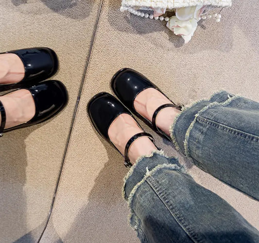 Escarpins vernis noirs femme à talon épais style élégant – secretbombe