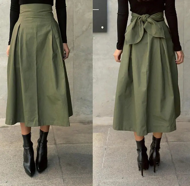 Jupe mi-mollet kaki confortable et chic pour automne et hiver
