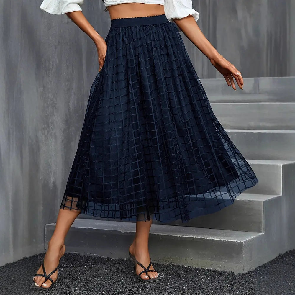 Jupe en tulle bleu marine femme SecretBombe, modèle midi fluide au style chic et raffiné