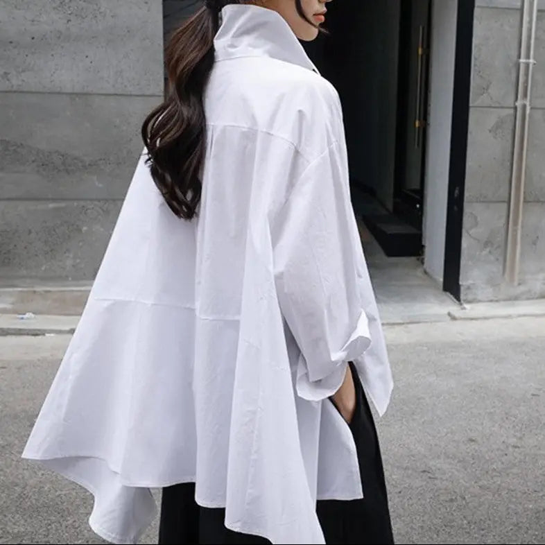 Détail manches longues chemise blanche oversize femme SecretBombe