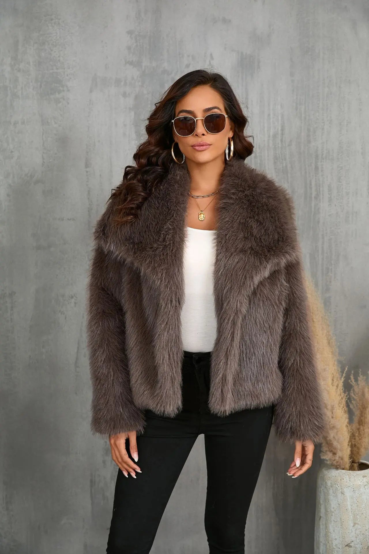 Manteau femme en fausse fourrure style chic et chaud