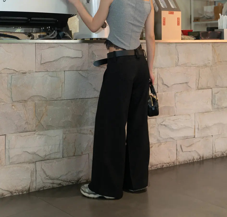 Détail tissu pantalon noir SecretBombe résistant et confortable