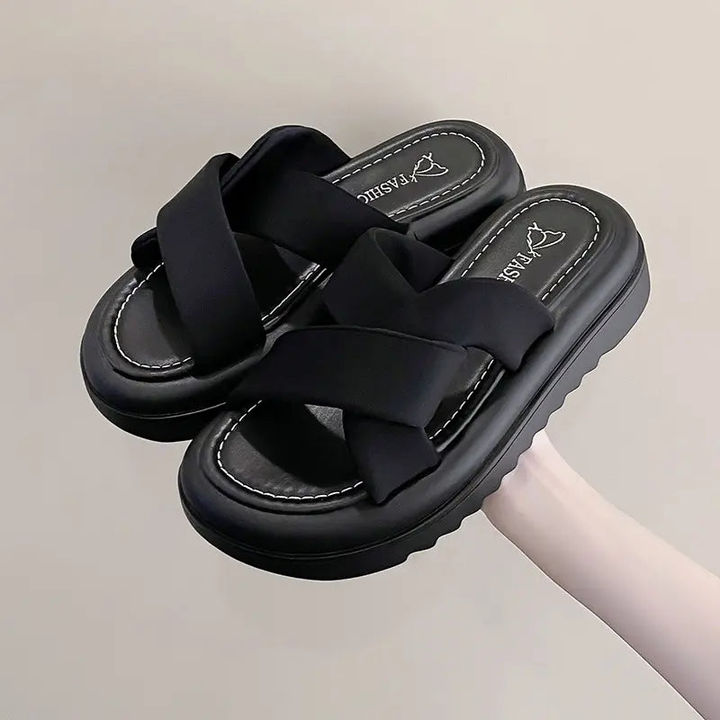 Sandales femme confortables noir design croisé