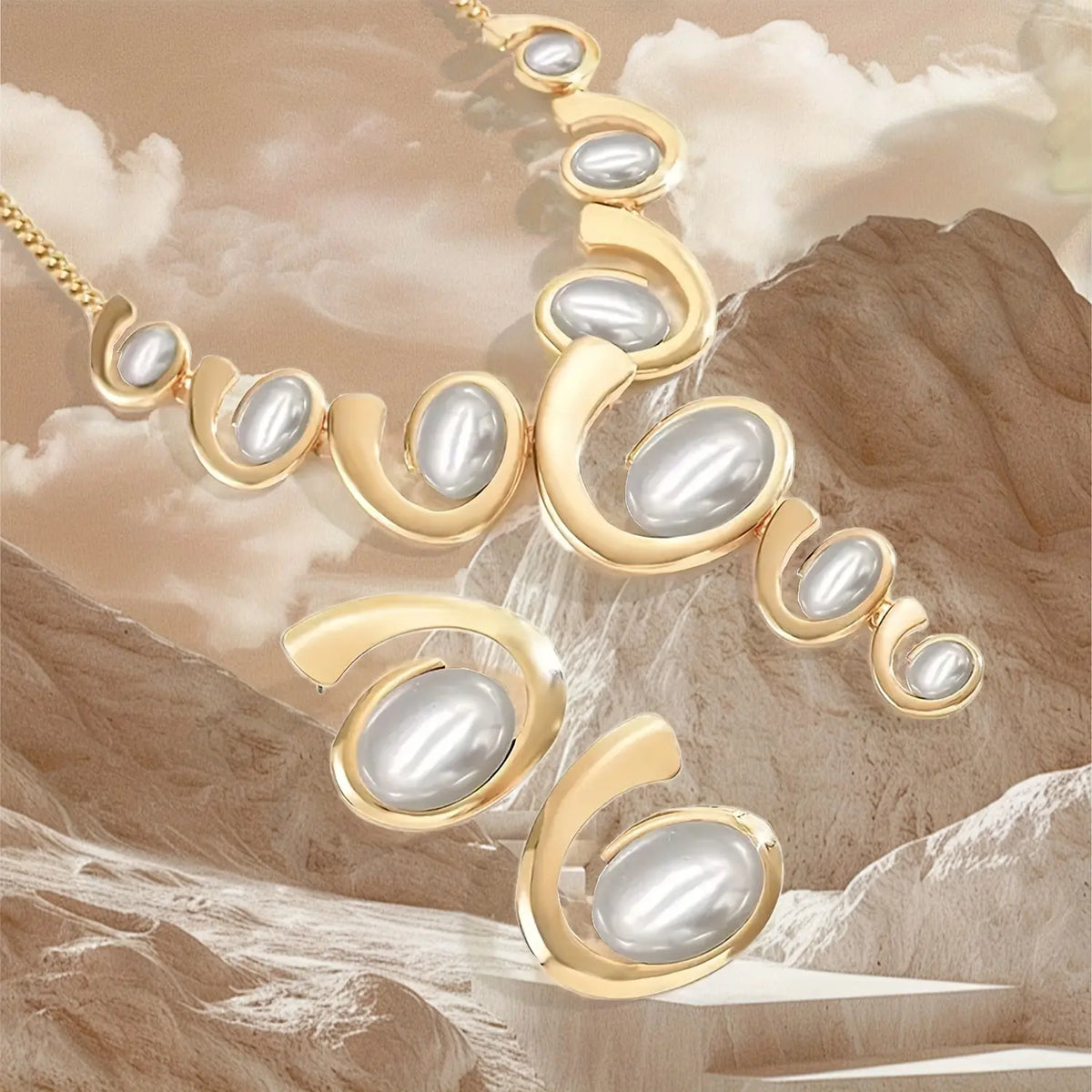 Collier femme design moderne doré SecretBombe