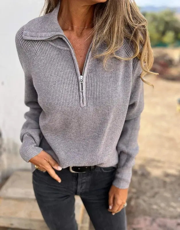 Pull maille gris col montant zippé style urbain chic SecretBombe