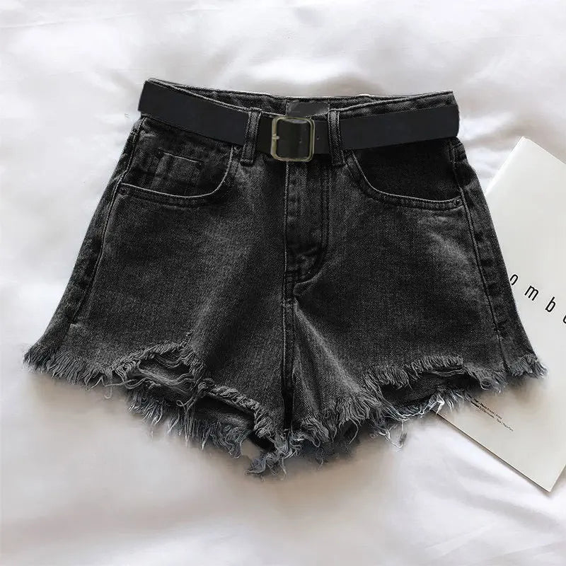 Short femme décontracté & tendance, coupe flatteuse avec finition vintage