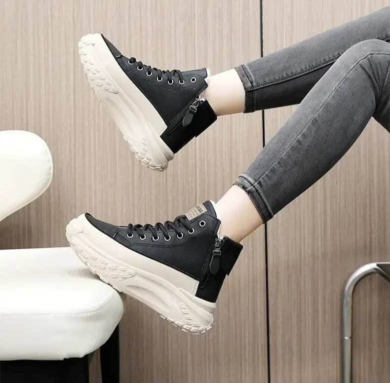 Sneakers montantes femme noir, semelle antidérapante pour sécurité maximale