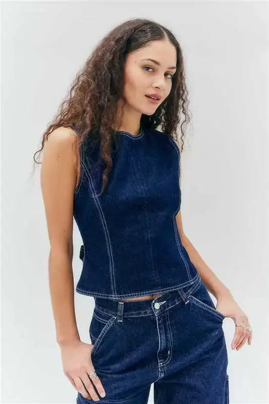 Top rétro en denim foncé avec dos ouvert noué