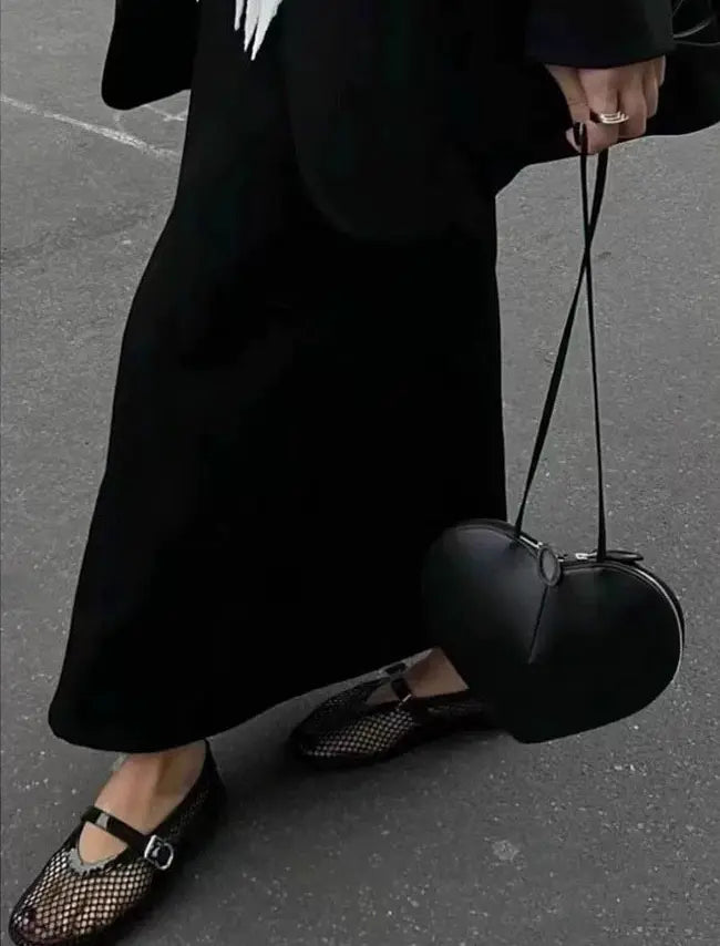 Ballerines ajourées beige et noir au style chic et moderne - SecretBombe