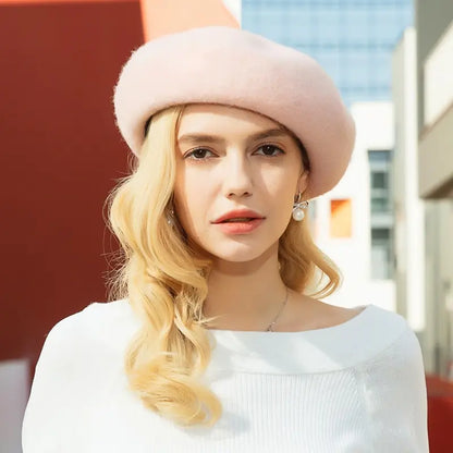 Béret femme en laine rose, doux et chaud, forme dôme avec bords plats, accessoire mode féminin pour automne et hiver