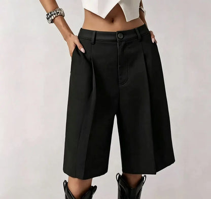 Bermuda femme noir à plis et taille haute SecretBombe
