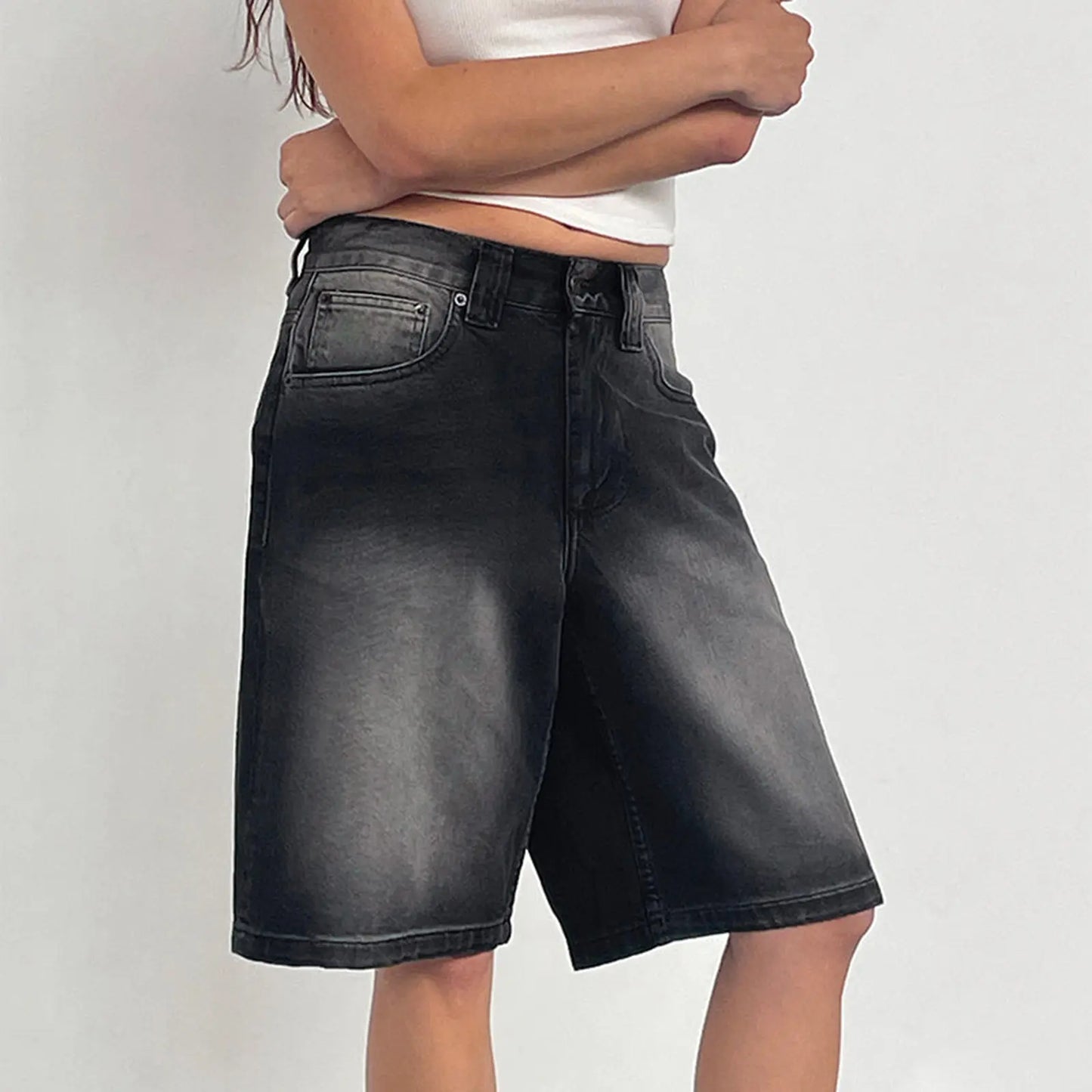 Bermuda streetwear femme style européen/américain, couleur gris foncé
