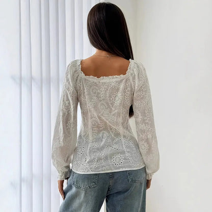 Blouse femme blanche romantique en coton brodé – SecretBombe