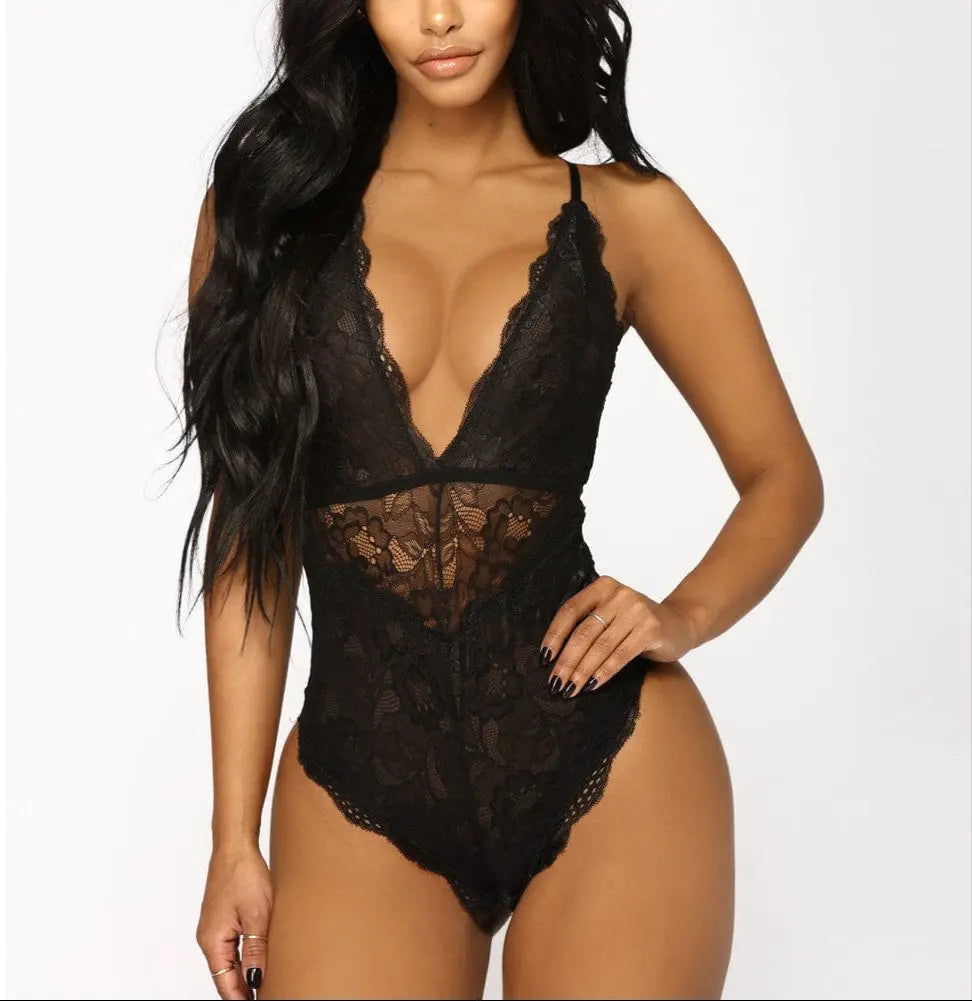 Body en dentelle noire avec décolleté plongeant – élégant et sensuel