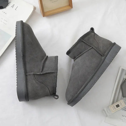 Bottines grises pour femme en extérieur, look casual