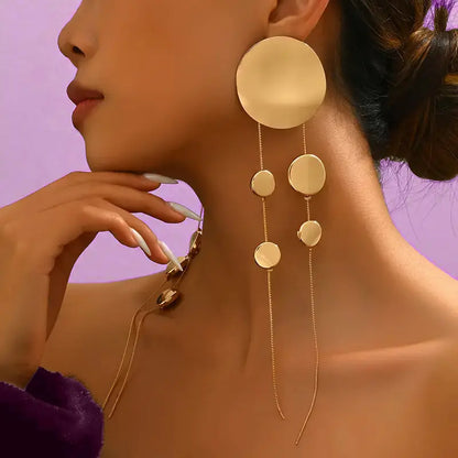 Boucles d’oreilles tendance pour femme, style chic et sophistiqué