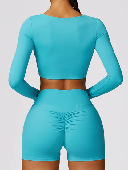 Détail du tissu 100% nylon extensible et respirant du top de sport