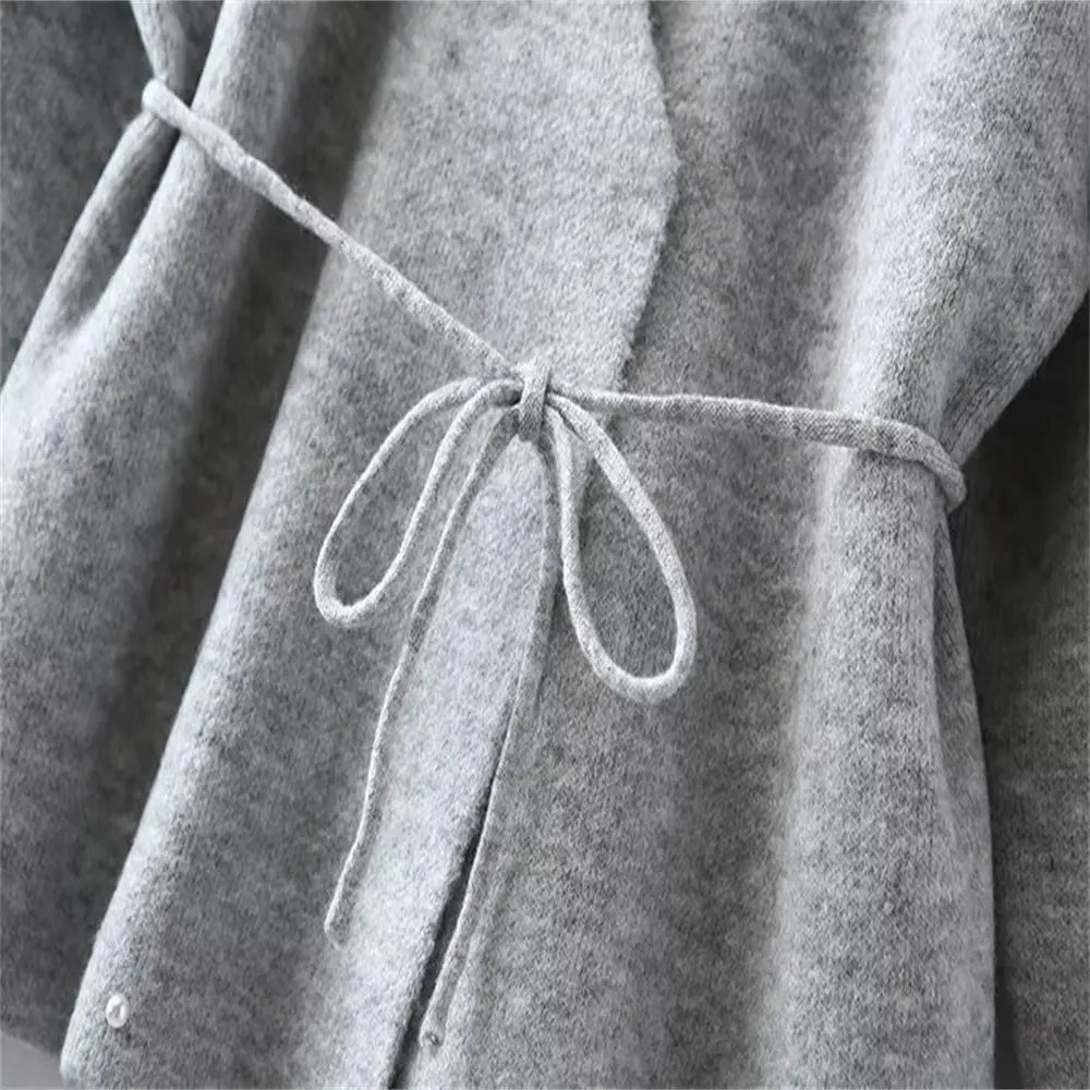 Cardigan cache-cœur femme en maille douce confortable et tendance – secretbombe