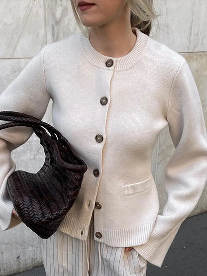 Gilet femme col rond taupe coupe droite élégante – secretbombe