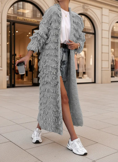 Cardigan gris femme, long à franges, style bohème et confortable