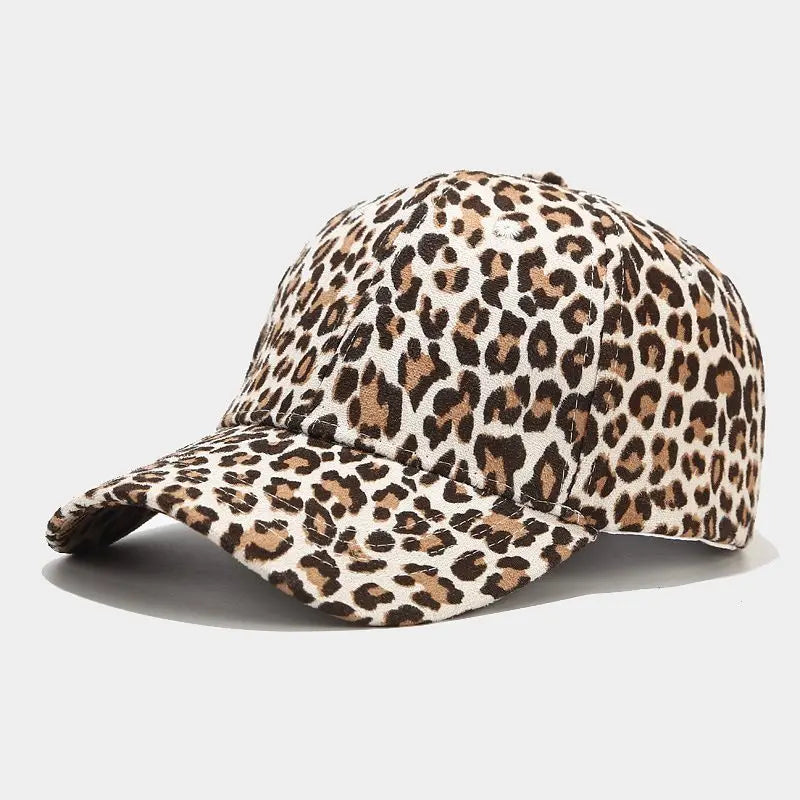 Casquette léopard femme blanc – style sauvage et protection solaire