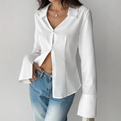 Détail manches cloche chemise femme chic SecretBombe