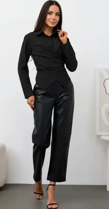 La Chemise Cache-Cœur Rayée Cintrée – Style Chic et Slim SecretBombe