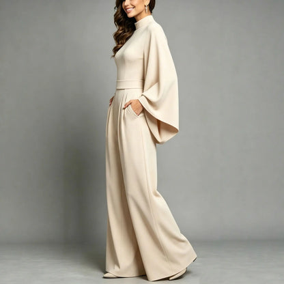 Combinaison beige femme à pantalon large et coupe élégante SecretBombe