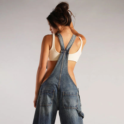 Combinaison pantalon denim femme, bretelles drapées et confort optima
