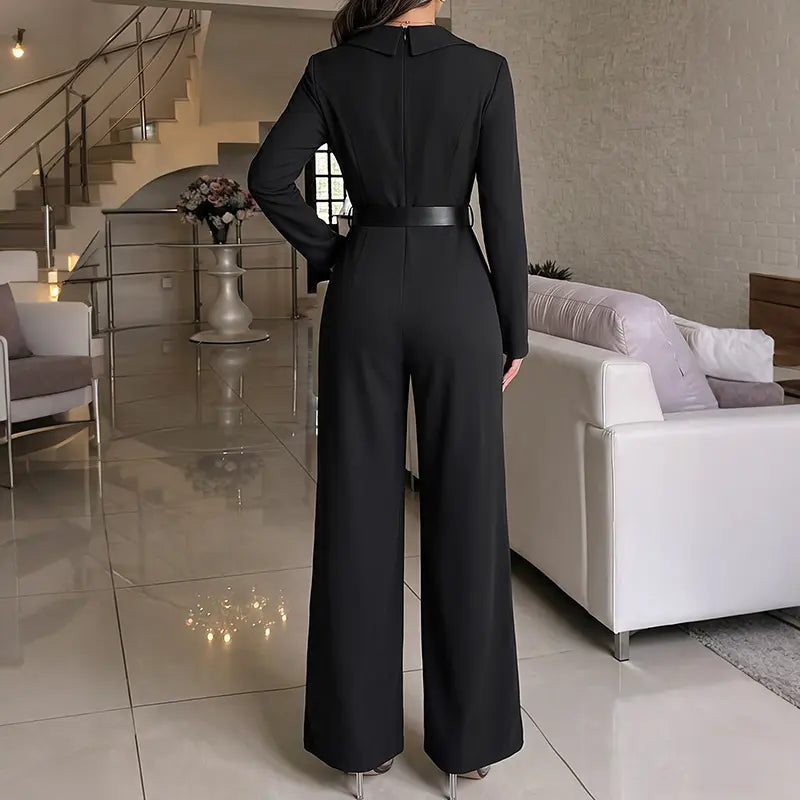 Combinaison femme noire chic avec pantalon fendu sur le devant SecretBombe