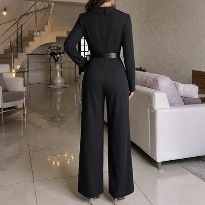 Combinaison femme noire chic avec pantalon fendu sur le devant SecretBombe