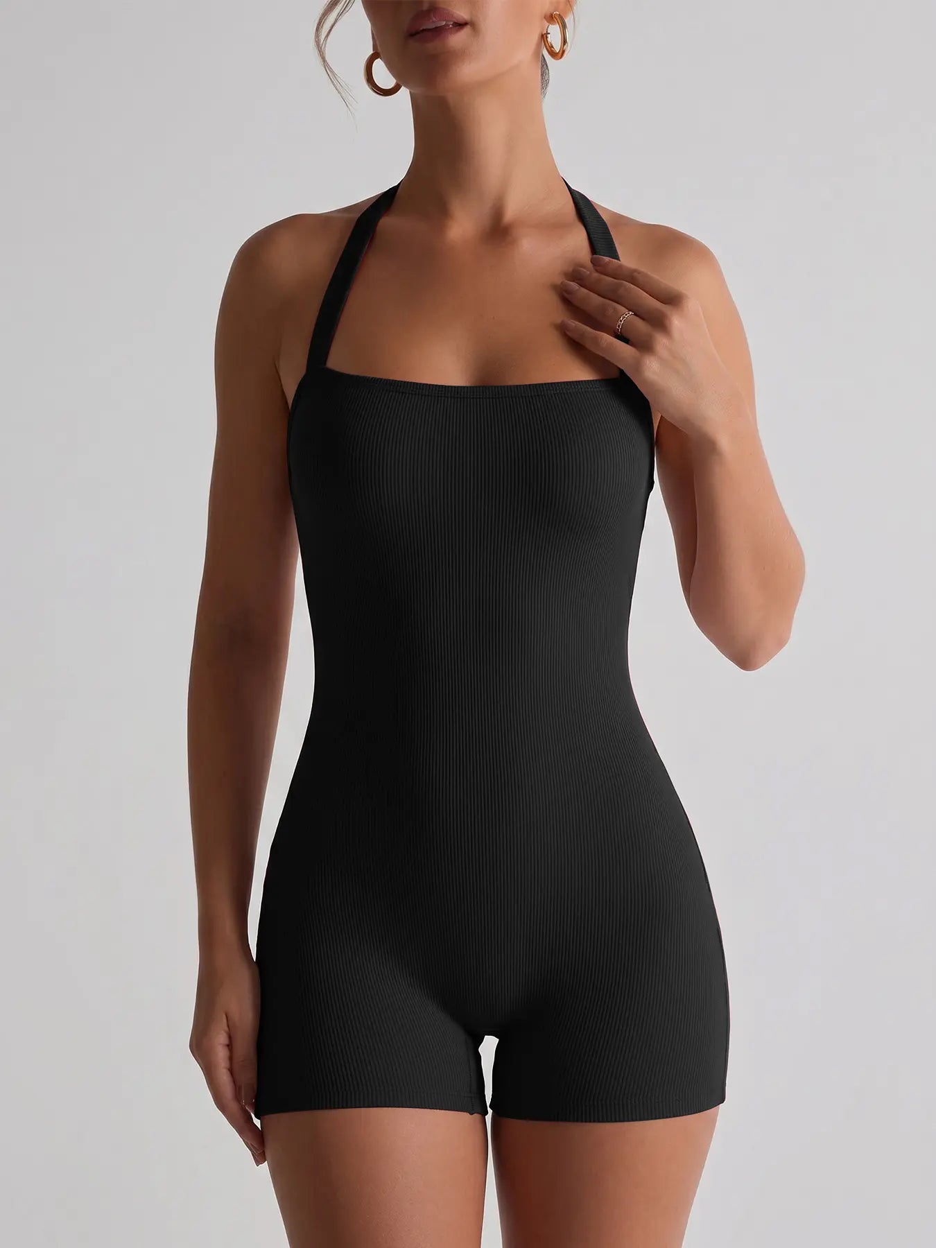 Combishort femme côtelé noir à col carré, coupe ajustée – SecretBombe.