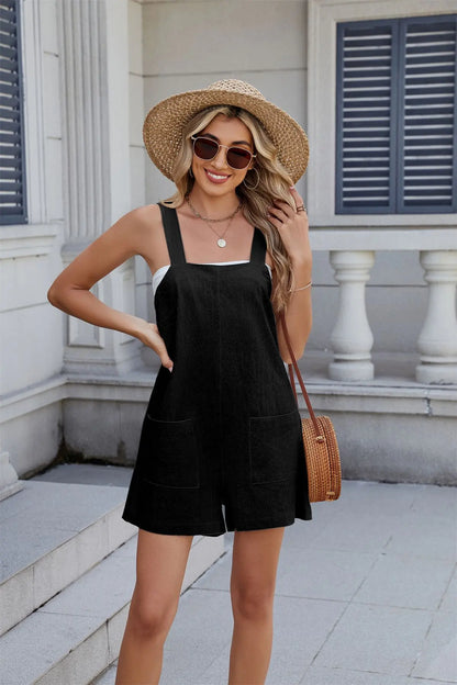Combishort noir femme avec poches plaquées, style pratique et décontracté