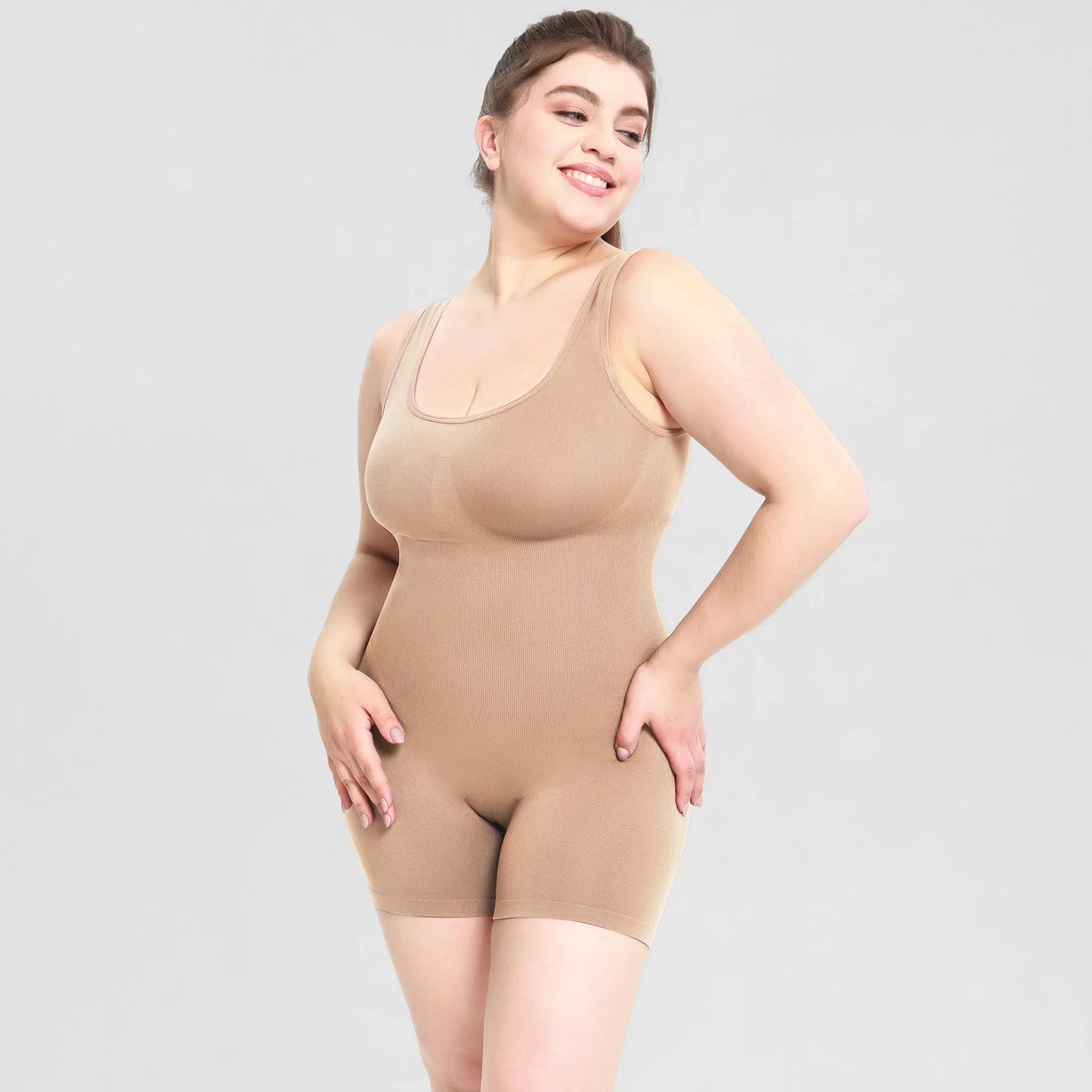 Body combishort gainant sans couture pour femme
