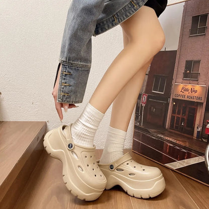 Crocs femme sabots tendance été design aéré