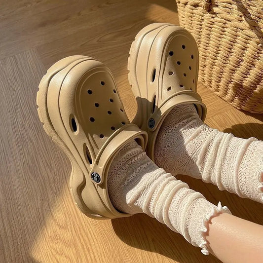 Crocs femme sabots tendance été design aéré
