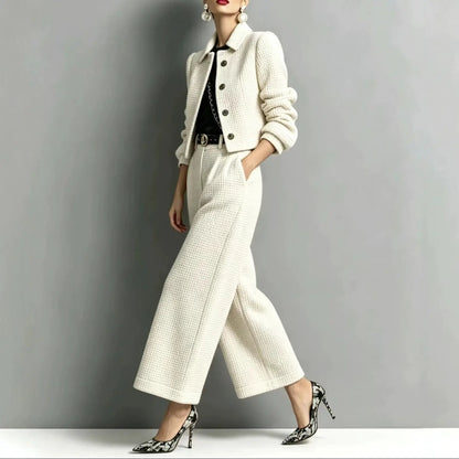 Ensemble deux pièces femme blanc avec veste boutonnée et pantalon ample SecretBombe