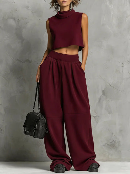 Ensemble femme bordeaux avec haut sans manches à col montant et pantalon large SecretBombe
