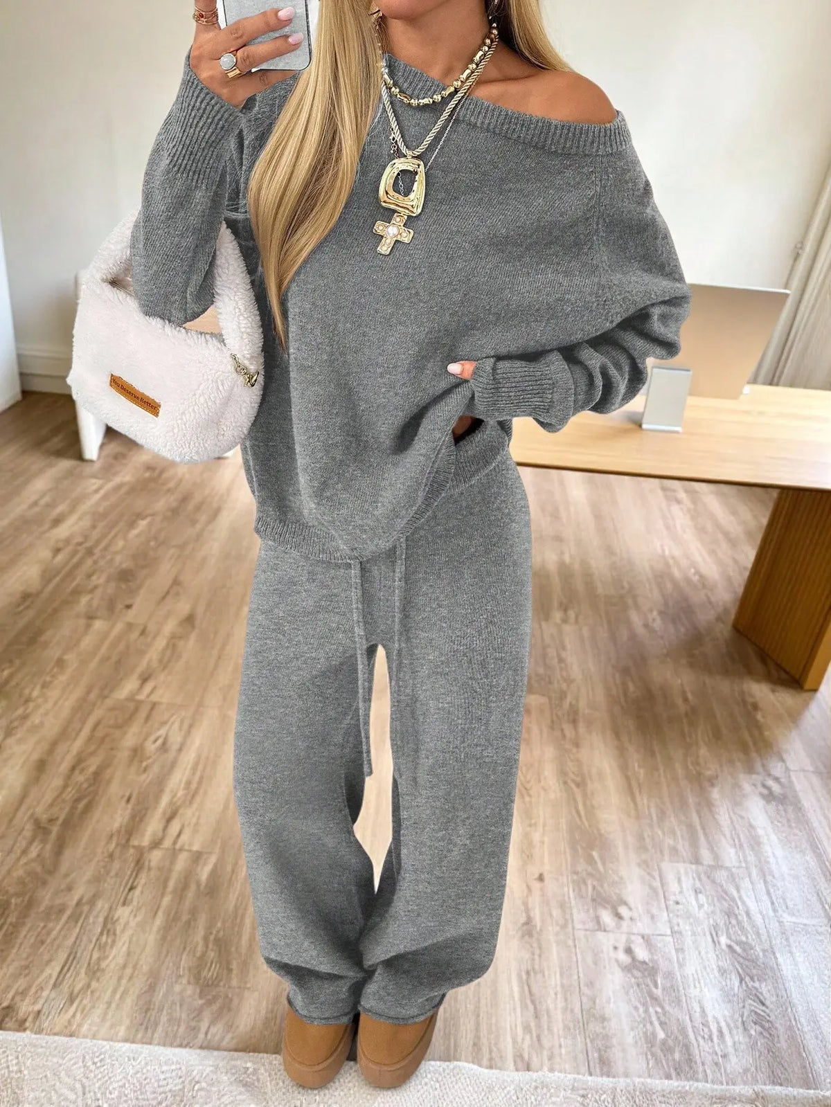 Ensemble femme gris clair avec pantalon large et haut ample SecretBombe