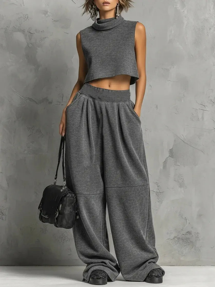 Ensemble femme gris avec haut court et pantalon large pour un look moderne SecretBombe