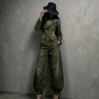 Ensemble femme vert kaki avec veste boutonnée et pantalon ample SecretBombe