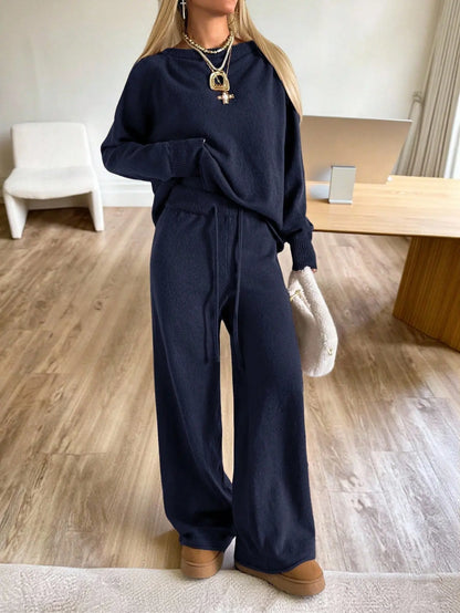 Ensemble femme bleu marine avec haut ample à épaules dénudées et pantalon large SecretBombe