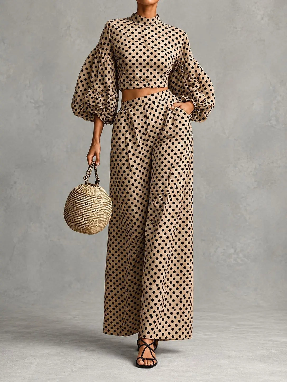 Ensemble deux pièces femme beige  à pois avec pantalon taille haute SecretBombe