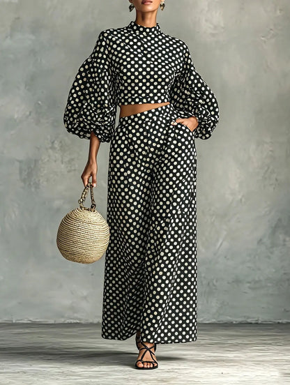 Ensemble femme noir à pois avec haut court et pantalon large SecretBombe
